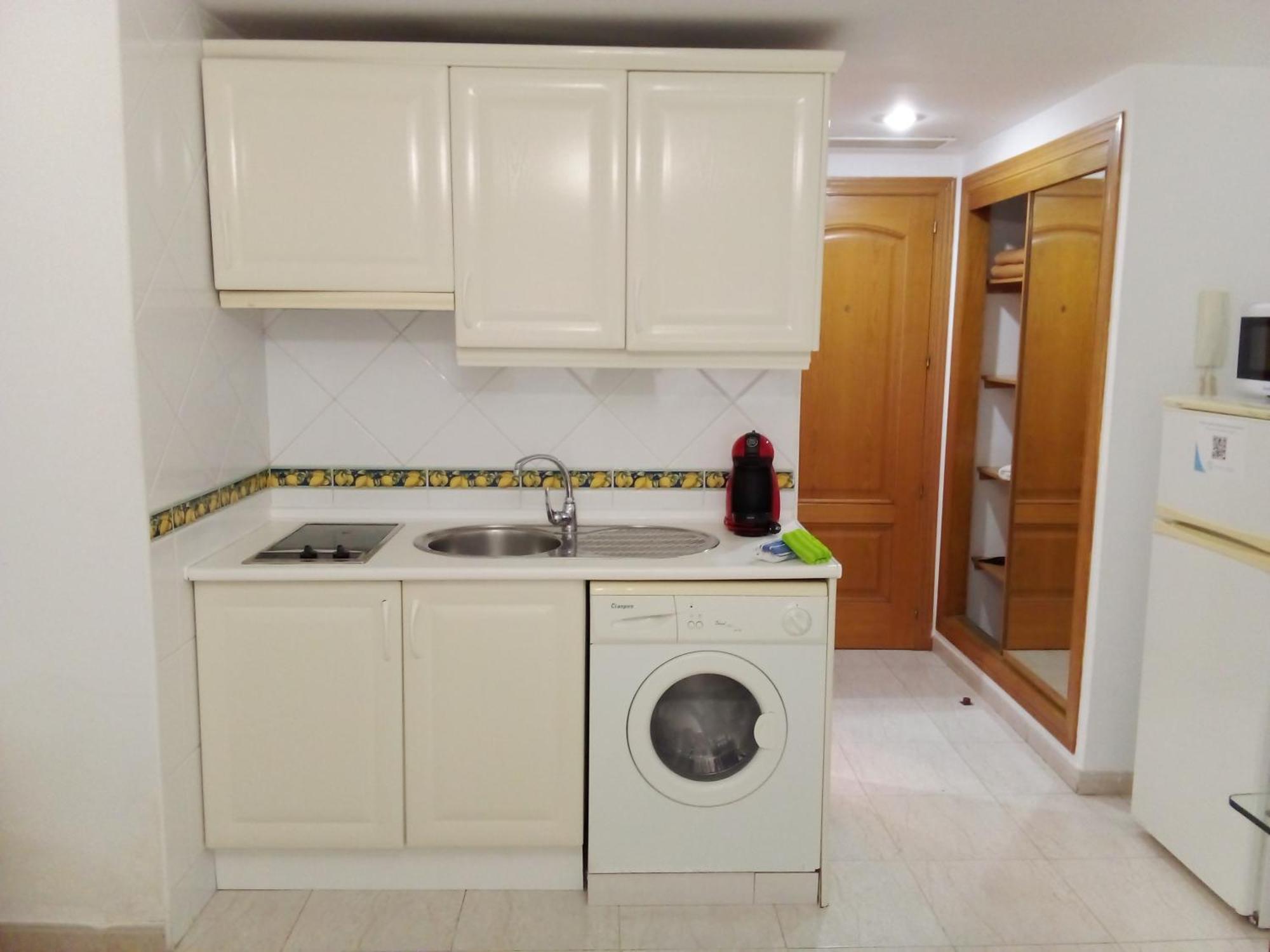 בנאלמדנה Coqueto Estudio En Calle Vela מראה חיצוני תמונה