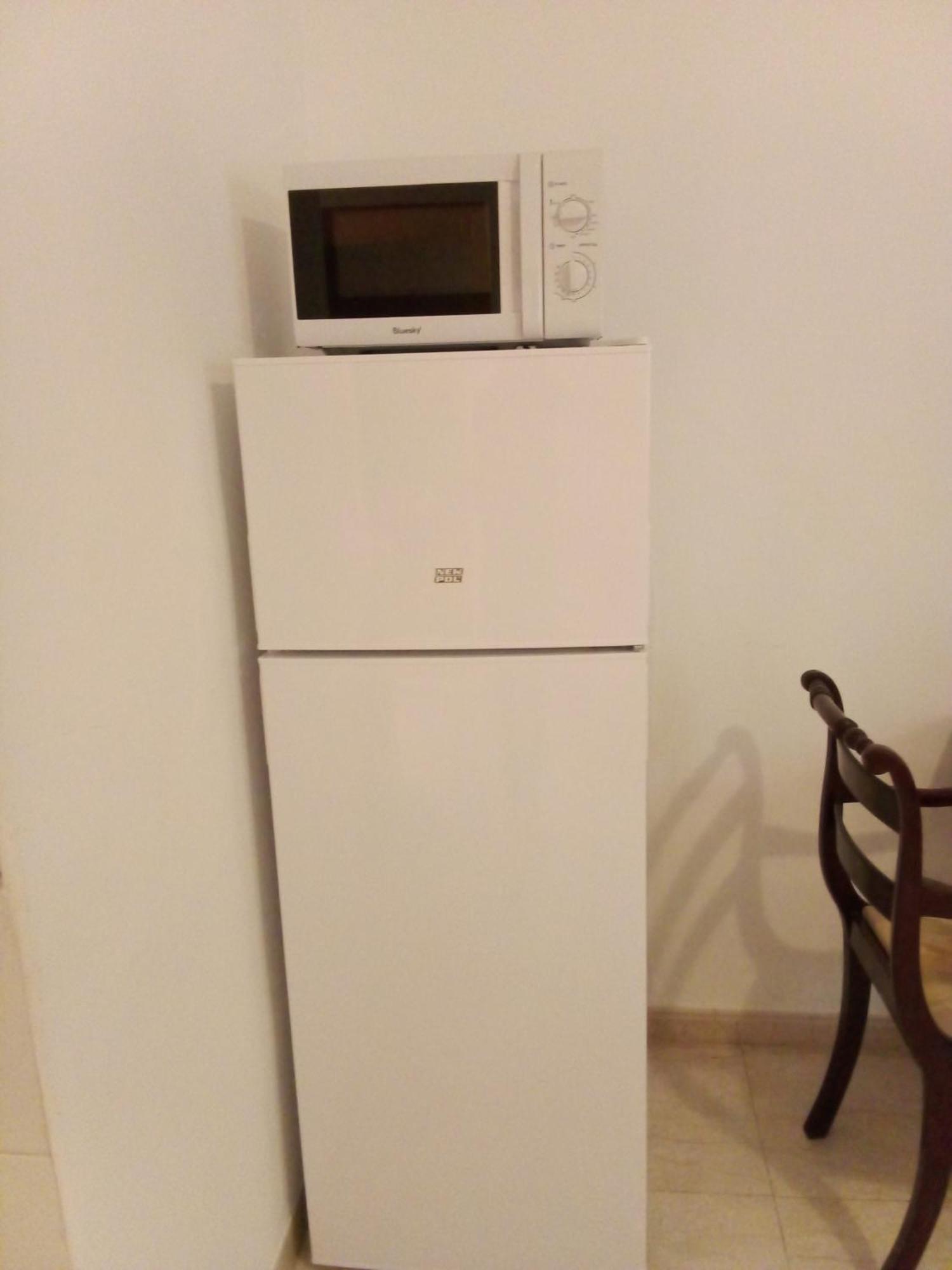 בנאלמדנה Coqueto Estudio En Calle Vela מראה חיצוני תמונה