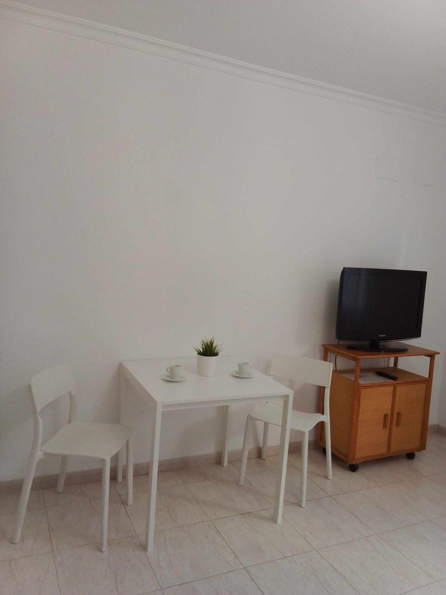 בנאלמדנה Coqueto Estudio En Calle Vela מראה חיצוני תמונה